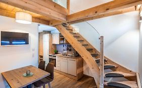 Apartment 5 Peaks